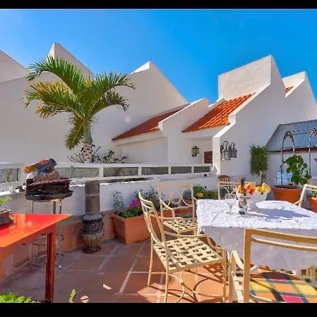 Costa Adeje Estudio Troya